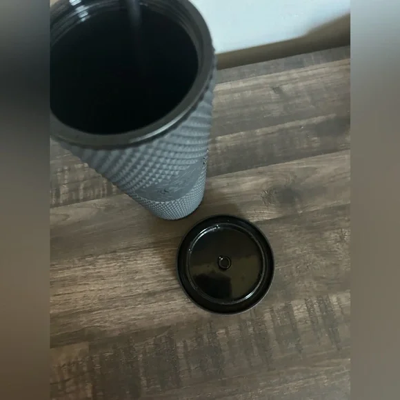 Starbucks Matte Black Studded Tumbler New Release 2021 Cup Limited edition  24 Oz - www.disolcolor.com